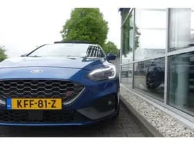 Ford Focus thumbnail 3