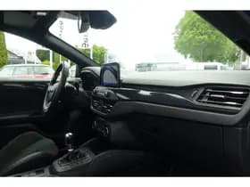 Ford Focus thumbnail 21