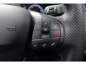 Ford Focus thumbnail 24