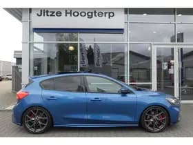 Ford Focus thumbnail 7