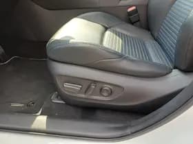 Toyota RAV4 thumbnail 24