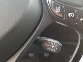 Toyota C-HR thumbnail 36