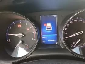 Toyota C-HR thumbnail 8