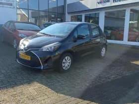 Toyota Yaris thumbnail 2