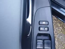 Toyota Yaris thumbnail 15