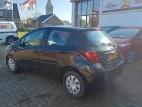 Toyota Yaris thumbnail 35