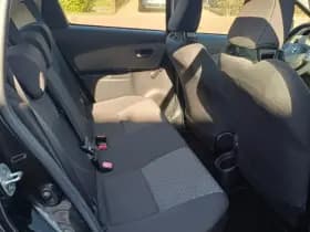 Toyota Yaris thumbnail 7