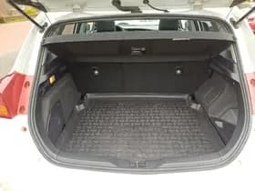 Toyota Auris thumbnail 24