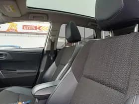 Toyota Auris thumbnail 35