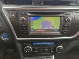 Toyota Auris thumbnail 10