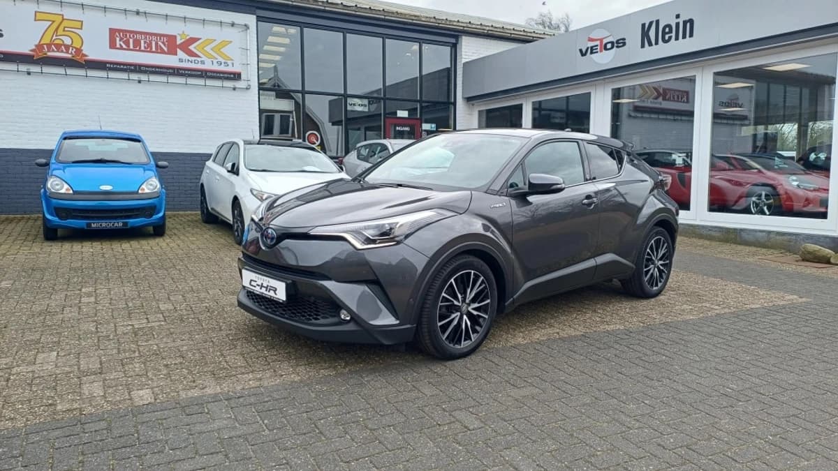 Toyota C-HR — foto 1