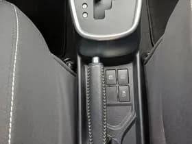 Toyota Yaris thumbnail 14