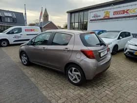 Toyota Yaris thumbnail 24