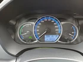 Toyota Yaris thumbnail 36