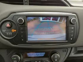 Toyota Yaris thumbnail 9