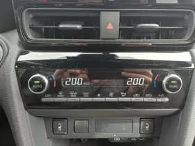 Toyota Yaris Cross thumbnail 17