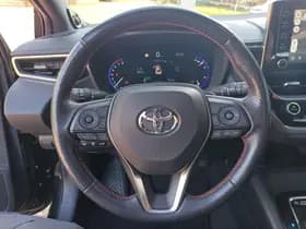 Toyota Corolla thumbnail 13