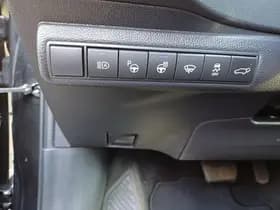 Toyota Corolla thumbnail 19