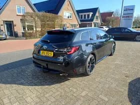 Toyota Corolla thumbnail 3