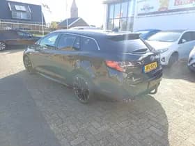 Toyota Corolla thumbnail 4