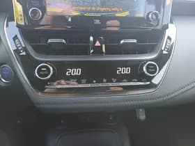 Toyota Corolla thumbnail 45