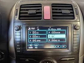 Toyota Auris thumbnail 11