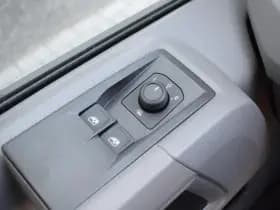 Volkswagen Crafter Facelift 35 2.0 TDI 140pk H6 L3H2 Comfortline App-Connect Parkeersensoren thumbnail 12