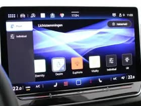 Volkswagen Golf 8.5 1.5 eTSI 116pk DSG Style Camera Stoelverwarming Massage Keyless Navigatie thumbnail 35