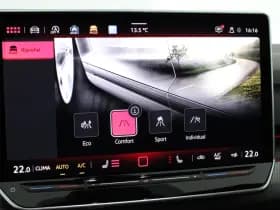 Volkswagen Golf 8.5 2.0 TSI 265pk GTI 360Camera Panoramadak Keyless Stoelverwarming Virtual Cockpit Navigatie thumbnail 26