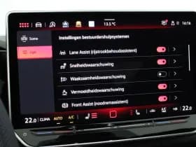 Volkswagen Golf 8.5 2.0 TSI 265pk GTI 360Camera Panoramadak Keyless Stoelverwarming Virtual Cockpit Navigatie thumbnail 28