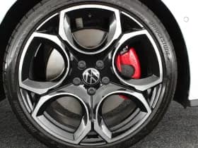 Volkswagen Golf 8.5 2.0 TSI 265pk GTI 360Camera Panoramadak Keyless Stoelverwarming Virtual Cockpit Navigatie thumbnail 7