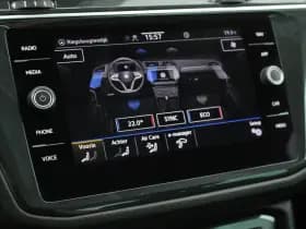 Volkswagen Tiguan 1.4 TSI 245pk eHybrid Elegance Trekhaak 360Camera Keyless Virtual Cockpit Navigatie Panoramadak thumbnail 26