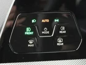 Volkswagen Golf 1.5 272pk eHybrid GTE Trekhaak 360Camera Head-Up Panoramadak Keyless Navigatie thumbnail 19