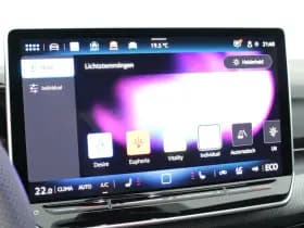 Volkswagen Golf 1.5 272pk eHybrid GTE Trekhaak 360Camera Head-Up Panoramadak Keyless Navigatie thumbnail 29