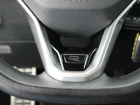 Volkswagen Tiguan 1.5 TSI 150pk DSG 2x R-Line Virtual Cockpit Navigatie thumbnail 16