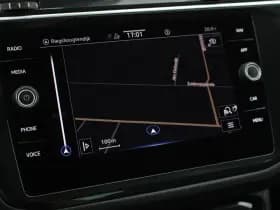 Volkswagen Tiguan 1.5 TSI 150pk DSG 2x R-Line Virtual Cockpit Navigatie thumbnail 20