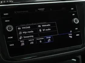 Volkswagen Tiguan 1.5 TSI 150pk DSG 2x R-Line Virtual Cockpit Navigatie thumbnail 30