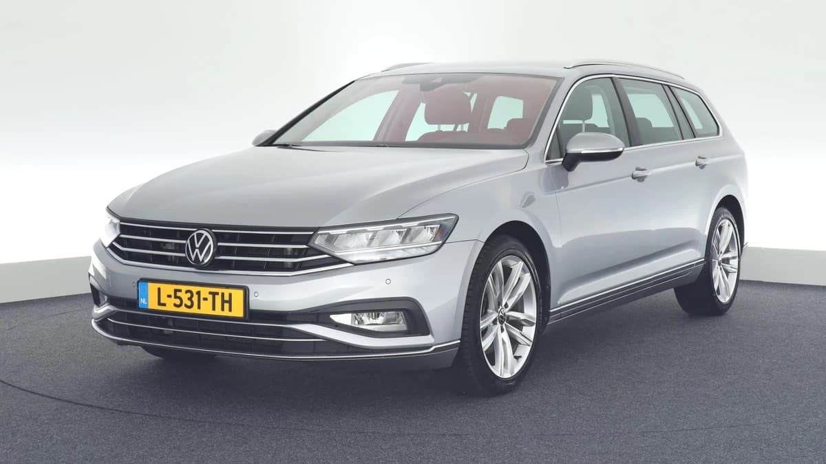 Volkswagen Passat Variant 1.5 TSI 150pk DSG Elegance Business + Camera Head-Up Virtual Cockpit Navigatie — foto 1