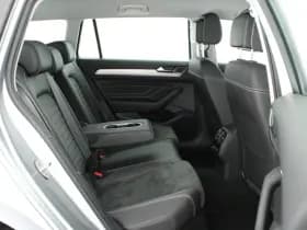 Volkswagen Passat Variant 1.5 TSI 150pk DSG Elegance Business + Camera Head-Up Virtual Cockpit Navigatie thumbnail 11
