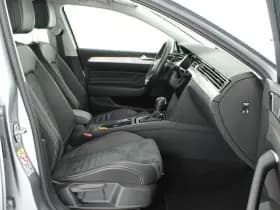 Volkswagen Passat Variant 1.5 TSI 150pk DSG Elegance Business + Camera Head-Up Virtual Cockpit Navigatie thumbnail 12