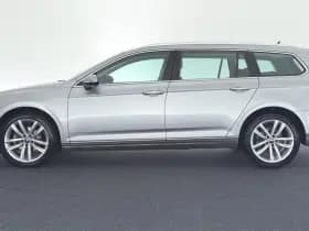 Volkswagen Passat Variant 1.5 TSI 150pk DSG Elegance Business + Camera Head-Up Virtual Cockpit Navigatie thumbnail 6