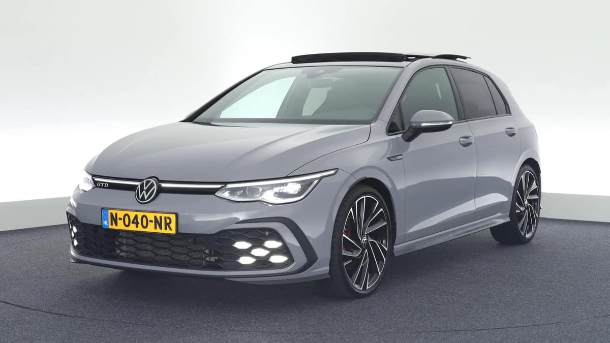 Volkswagen Golf 2.0 TDI 200pk DSG GTD Panoramadak Camera Virtual Cockpit Navigatie — foto 1