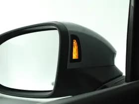 Volkswagen Golf 2.0 TDI 200pk DSG GTD Panoramadak Camera Virtual Cockpit Navigatie thumbnail 4