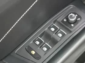 Volkswagen T-Roc 1.5 TSI 150pk DSG Style Camera Panoramadak IQ.Light Stoelverwarming Carplay thumbnail 17