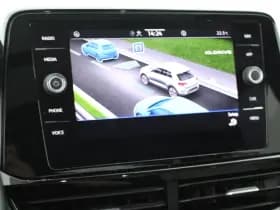 Volkswagen T-Roc 1.5 TSI 150pk DSG Style Camera Panoramadak IQ.Light Stoelverwarming Carplay thumbnail 28