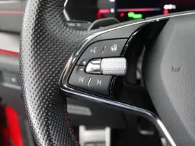 Škoda Octavia Combi RS 1.4 TSI IV 245pk DSG Camera Keyless Memory Stoelverwarming Carplay thumbnail 19