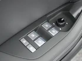 Audi A6 Avant 50 TFSI e 299pk Quattro S Edition Trekhaak Camera B&O Panoramadak Matrix Led Virtual Cockpit Navigatie S-Line thumbnail 17