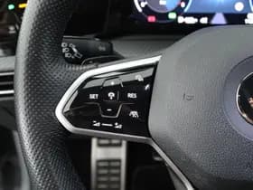 Volkswagen Golf 1.5 eTSI 150pk DSG 2x R-Line harman/kardon Camera Virtual Cockpit Navigatie thumbnail 18