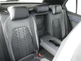 Volkswagen Golf 1.5 eTSI 150pk DSG 2x R-Line harman/kardon Camera Virtual Cockpit Navigatie thumbnail 41