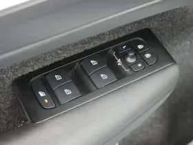 Volvo XC40 1.5 129pk Automaat T2 Core Camera Keyless Stoelverwarming Navigatie thumbnail 13